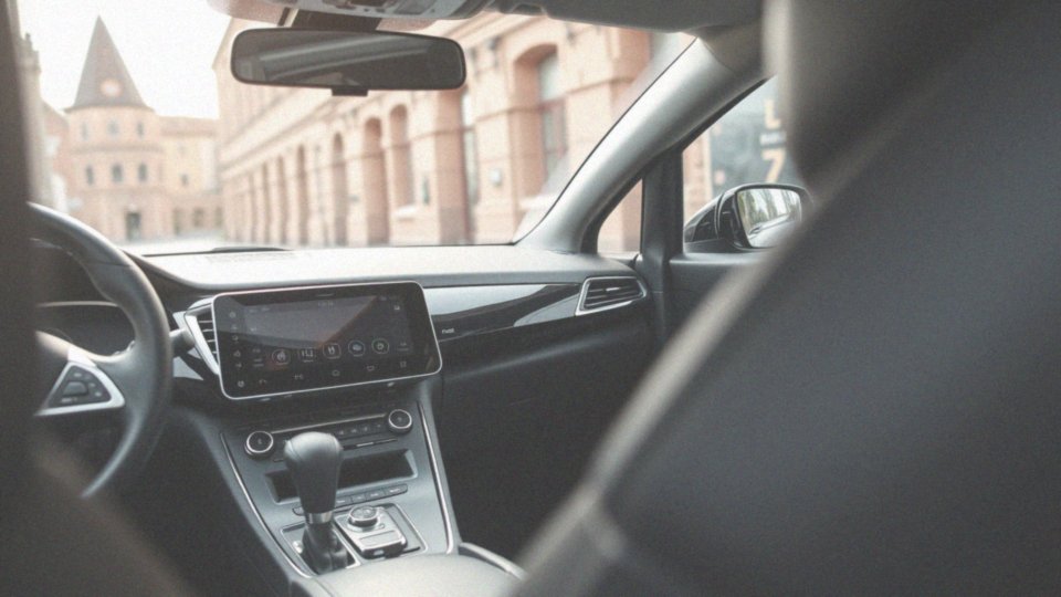 Jakie wyposażenie oferuje Peugeot 2008?